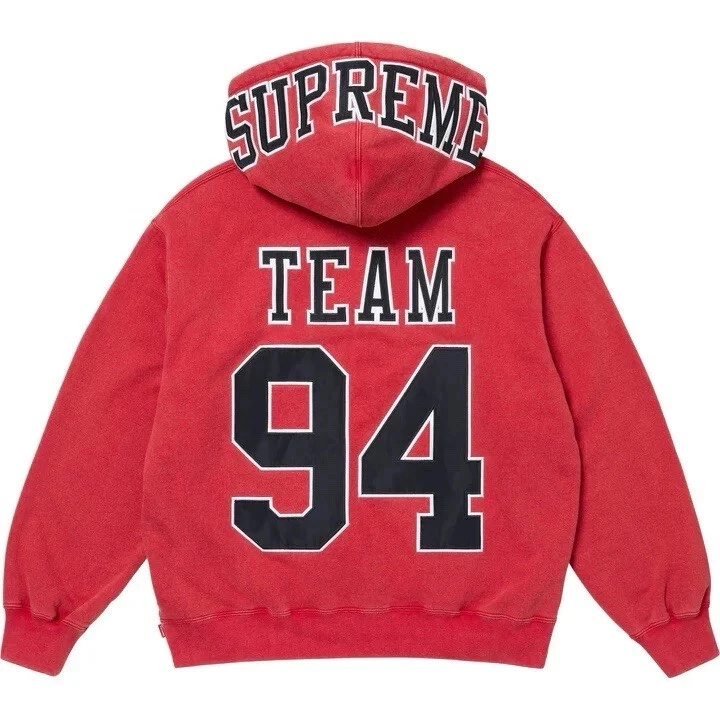 Sweat à capuche Supreme Team 94   SS25   XLarge   Rouge   CONFIRMÉ