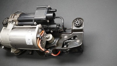 GENUINE OEM BMW X5 X6 F15 F16 F85 F86 AIR SUSPENSION COMPRESSOR 