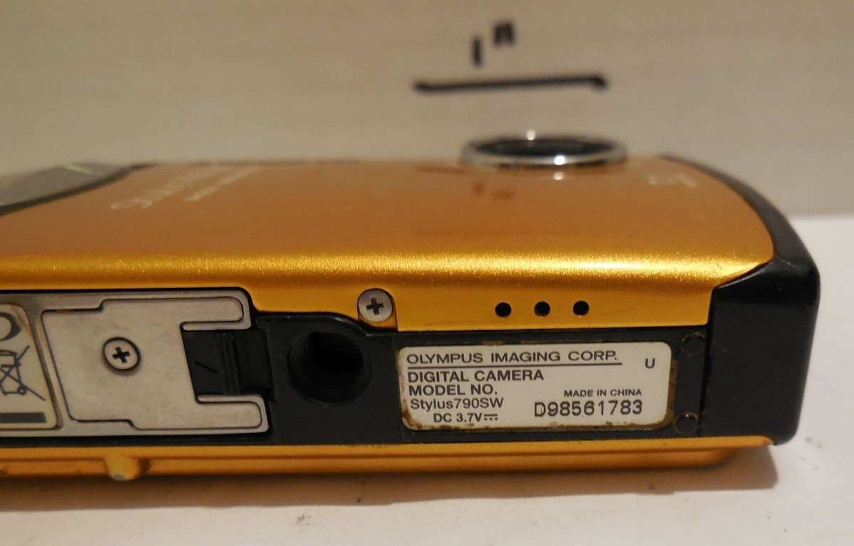 Olympus Stylus 790 SW 7.1MP Digital Camera - Sunset orange for