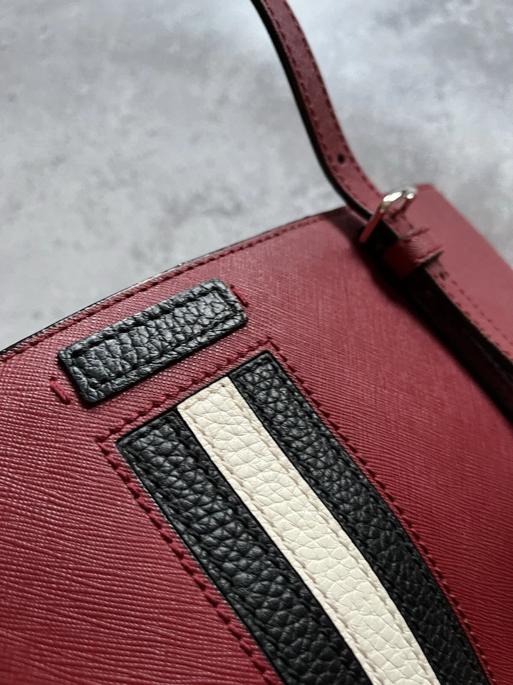 Bally Supra SM Red Leather Large Shoulder Tote Women’s Bag Luxury Designer - Image 4 of 4