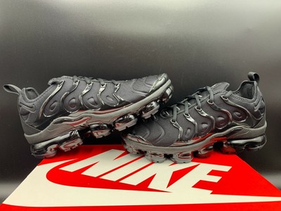 nike vm plus triple black