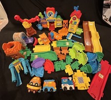 Vtech Go Go Smart Wheels Lot Motorized 2 Trains Tracks Crane Train Station Taxi