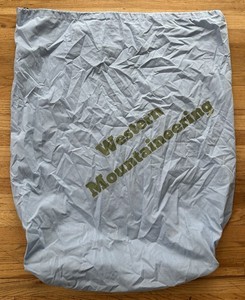 Western Mountaineering sleeping Bag XL storage sack - blue