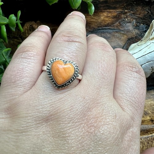 Sterling Silver 925 Spiny Oyster Shell Heart Ring – Sz 8.5 - Picture 13 of 14