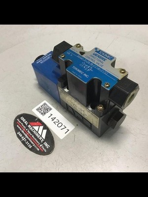 VICKERS Directional Control Valve DG4V-3-2A-M-P7-H-7-50 Used #142071