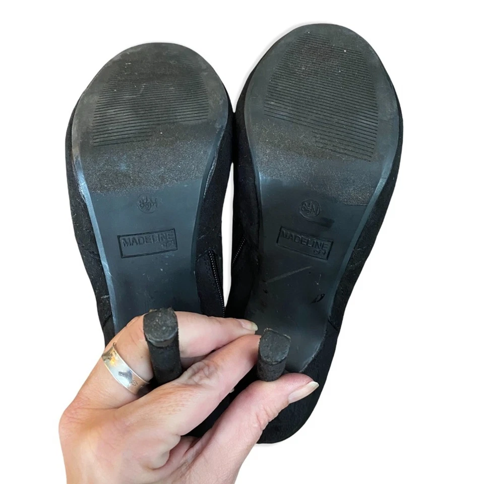 Botas hasta la rodilla Madeline Girl negras de gamuza talla 8,5 Foto 3 de 4