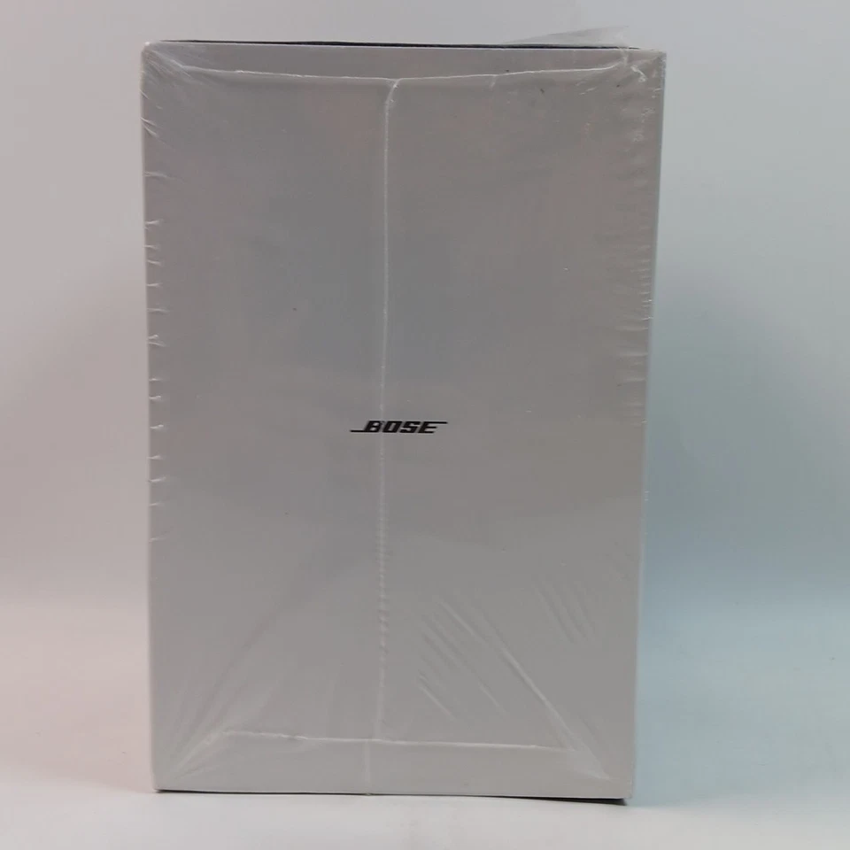 SoundLink Revolve+ (Series II) Bluetooth Speaker (Black) - Image 4 of 4