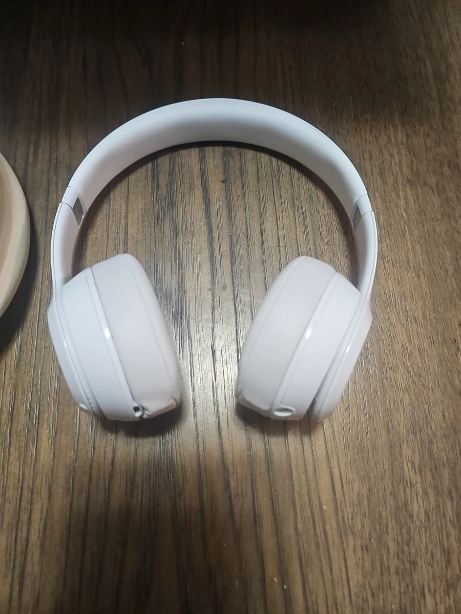 Beats by Dr. Dre Solo3 Apple White Headphones for Sale | Shop New