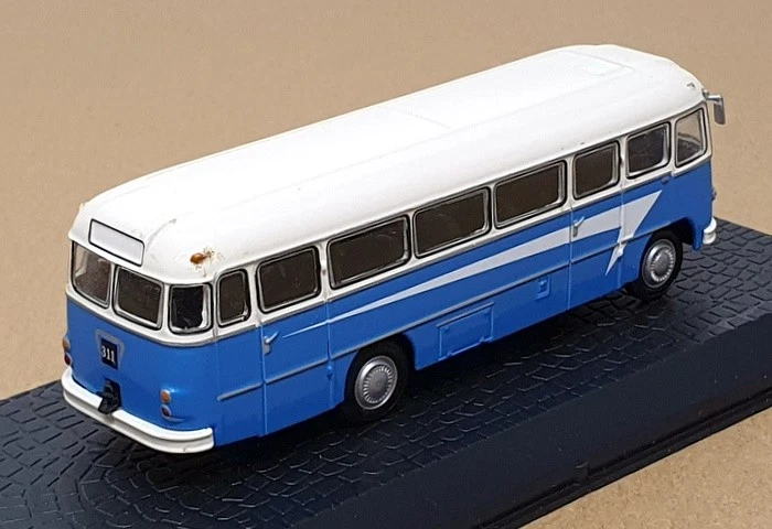 Atlas Editions 1/72 Scale 3 570 001 - 1960 Ikarus 311 Bus Coach - Blue/White - Image 2 of 4