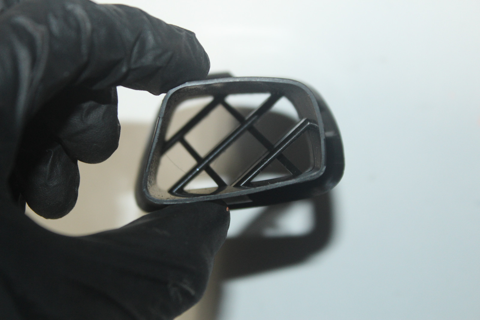 20082014 SUBARU IMPREZA WRX PASSENGER SIDE UPPER DASH DEFROSTER VENT