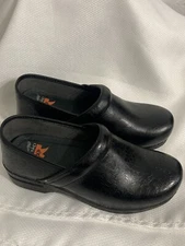 DANSKO  XP CLOGS  Size 9.5 EU 41 Some Defects See Pics Great Condition