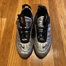 Kids Nikes MX-720-818 GS Mettalic silver/black size 4.5y