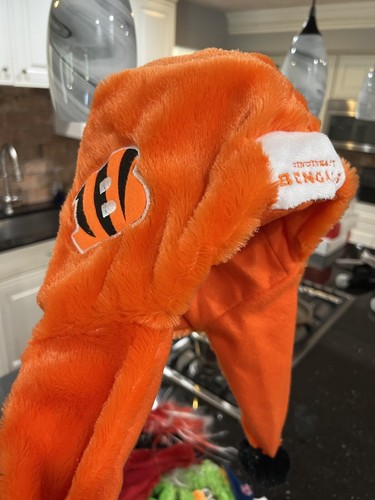 Cincinnati Bengals NFL plush team logo adult size Helmet hat - Picture 3 of 5