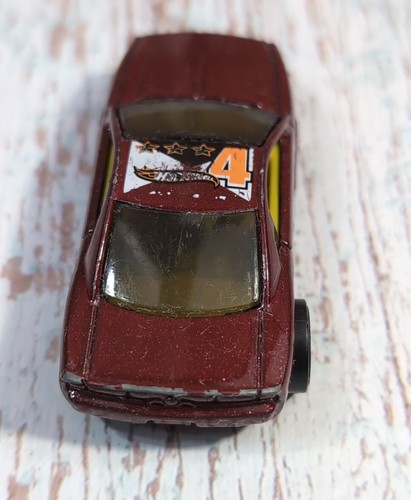 Vintage 2000 Hot Wheels Red Muscletone 4 Star Auto Repair Made in Malaysia 2.5" - Picture 4 of 14
