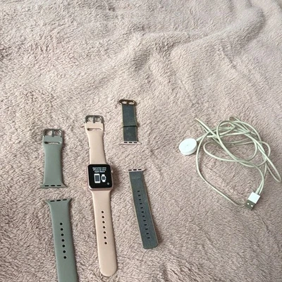 Apple Watch 7000 Series 38mm Rosie Gold