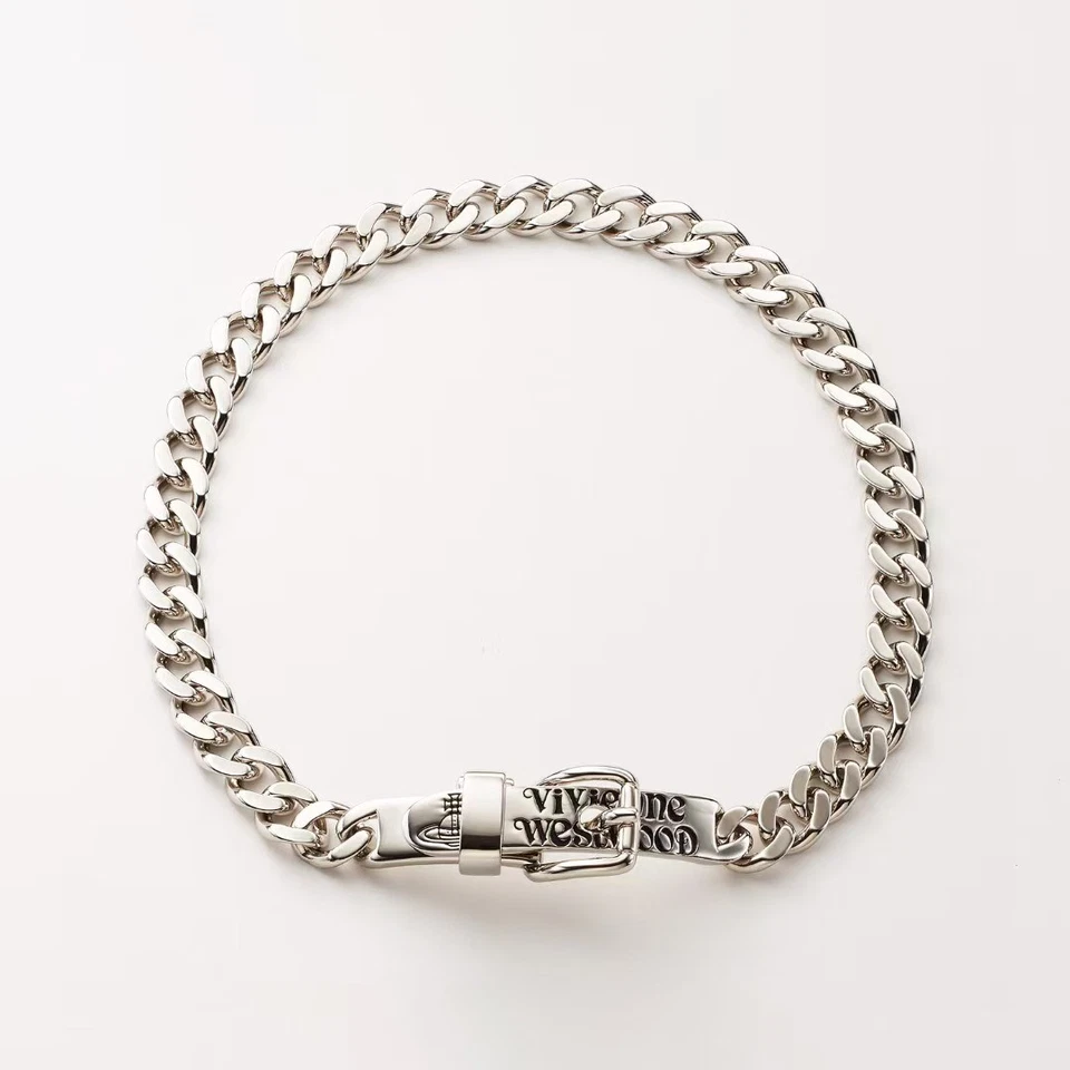 Gargantilla Vivienne Westwood Augustino Hebilla Diseño Logo Plateado Latón Nueva Sin Usar Foto 4 de 4