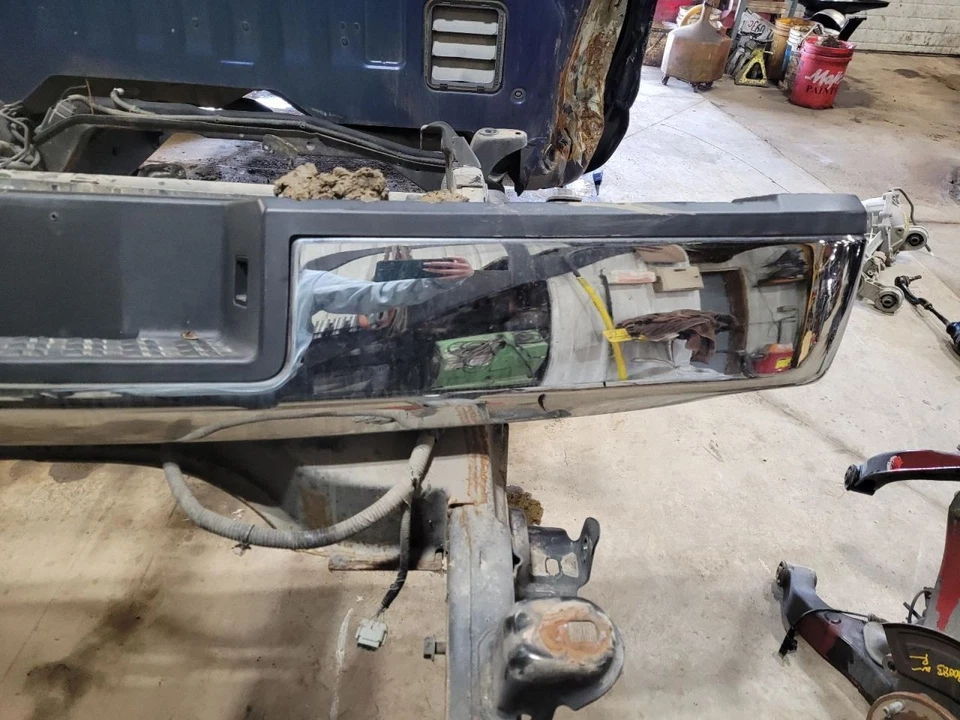 (ТОЛЬКО САМОВЫВОЗ) Хромированный задний бампер без системы помощи при парковке подходит для 16–19 TITAN XD 1 - Изображение 4 из 4