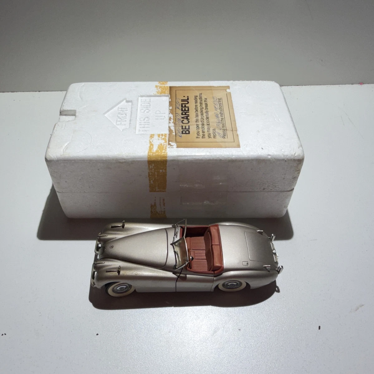 Miniature Danbury Mint 1/24 - Jaguar XK120 1949, Couleur Bronze (DM1222C, Occasion)