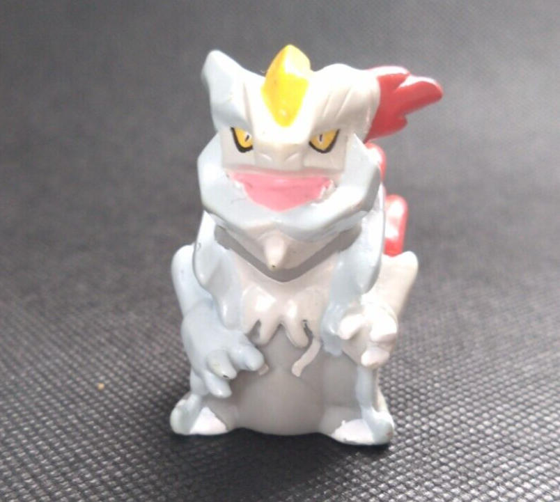 Red Kyurem Pokemon Finger Puppet Figure Nintendo Bandai From Japan