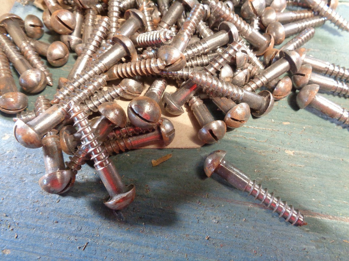 Lot De 40 Anciennes Vis à Bois - Tête Ronde Plate - Acier Forgé - Quincaillerie Atelier