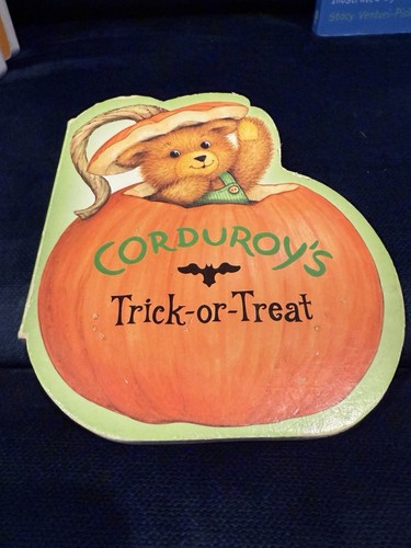 BOARD BOOKS Toddler & Preschool Used/Pre-owned Autumn/Fall/Halloween - Picture 4 of 18