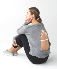 Lululemon Womens Size 2 Gray Bring It Backbend Sweater Cashmere Blend