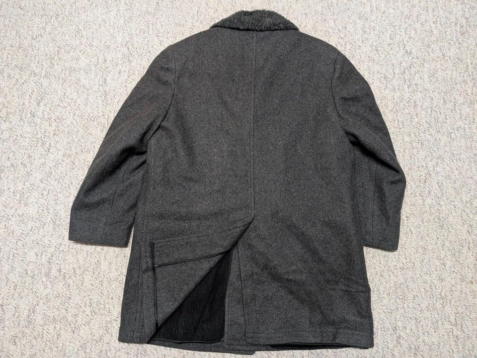 vintage 1960s overcoat SHERPA faux mouton fur 42 gray FLANNEL wool 1970s jacket - Image 2 of 4