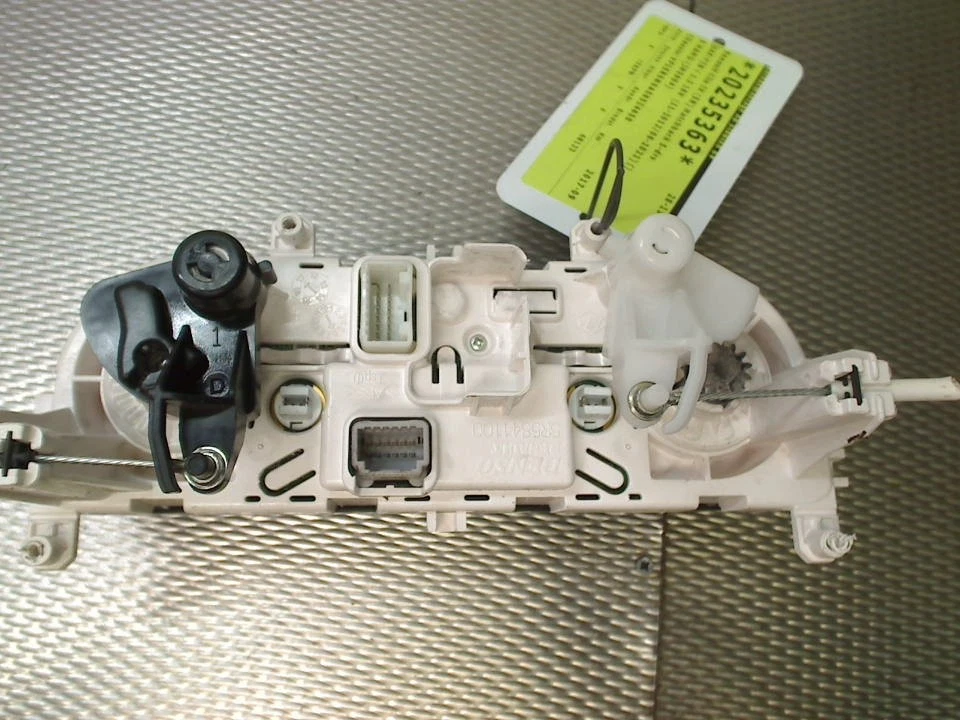 MANEJO AIRE ACONDICIONADO RENAULT CLIO IV (5R) 2017 5R5841100 Foto 3 de 4