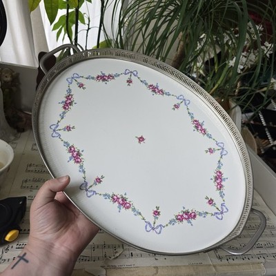 Antikes deutsches Serviertablett Floral Porzellan Art Deco Galerie Tablett 