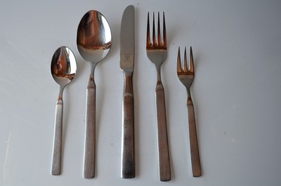 Justinus Solingen 12 komplette 5-teilige Bestecke 60 Teile Edelstahl 18/10
