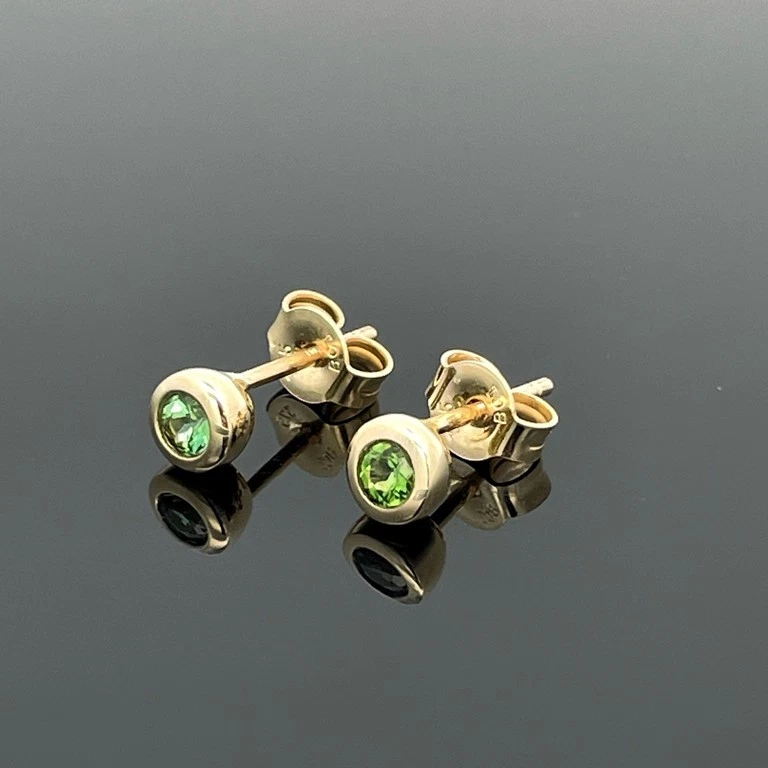 OHRSTECKER AUS 375/- GELBGOLD MIT GOLKONDA TURMALIN FACETTENREICH SCHMUCKJAGD - Bild 3 von 3
