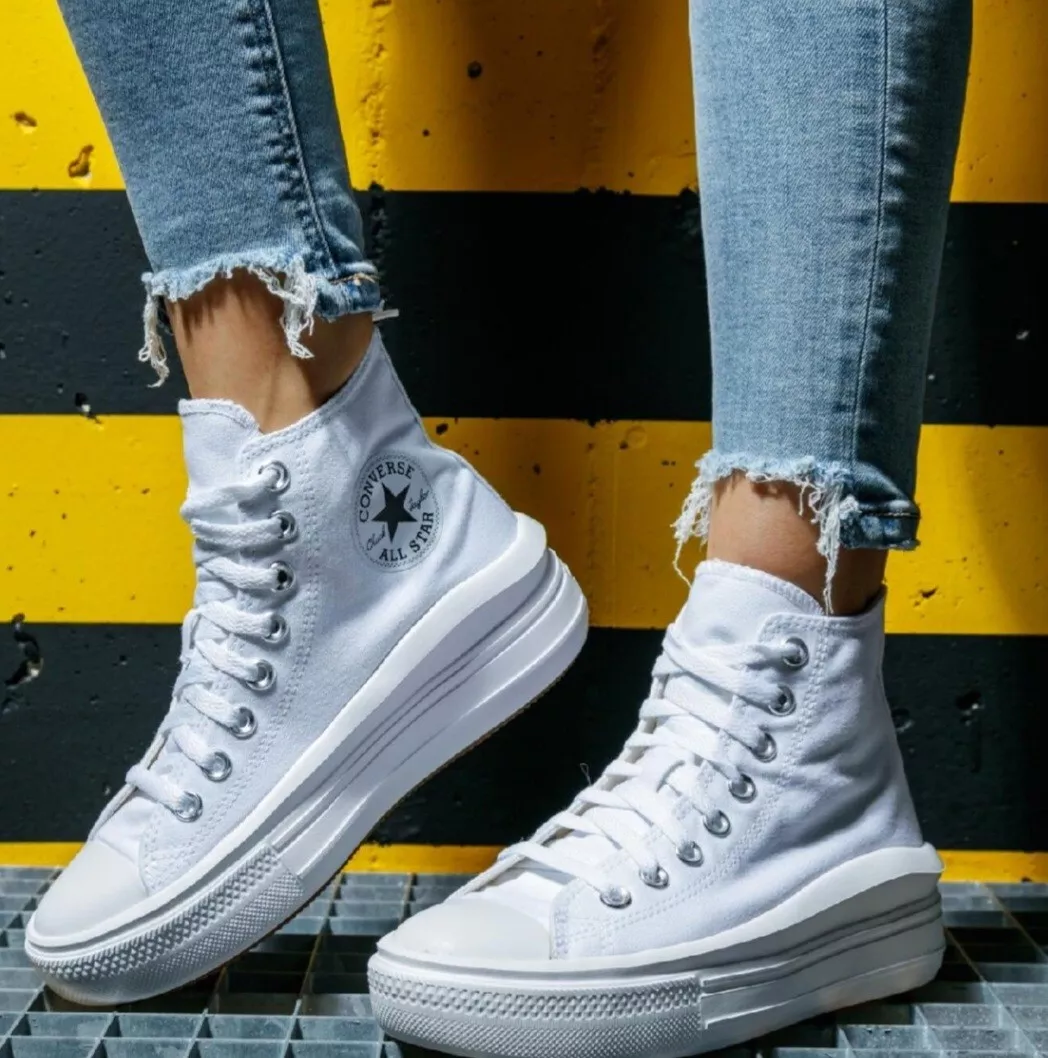 Converse CTAS MOVE HI Platform Women s Sz 8.5 568498C
