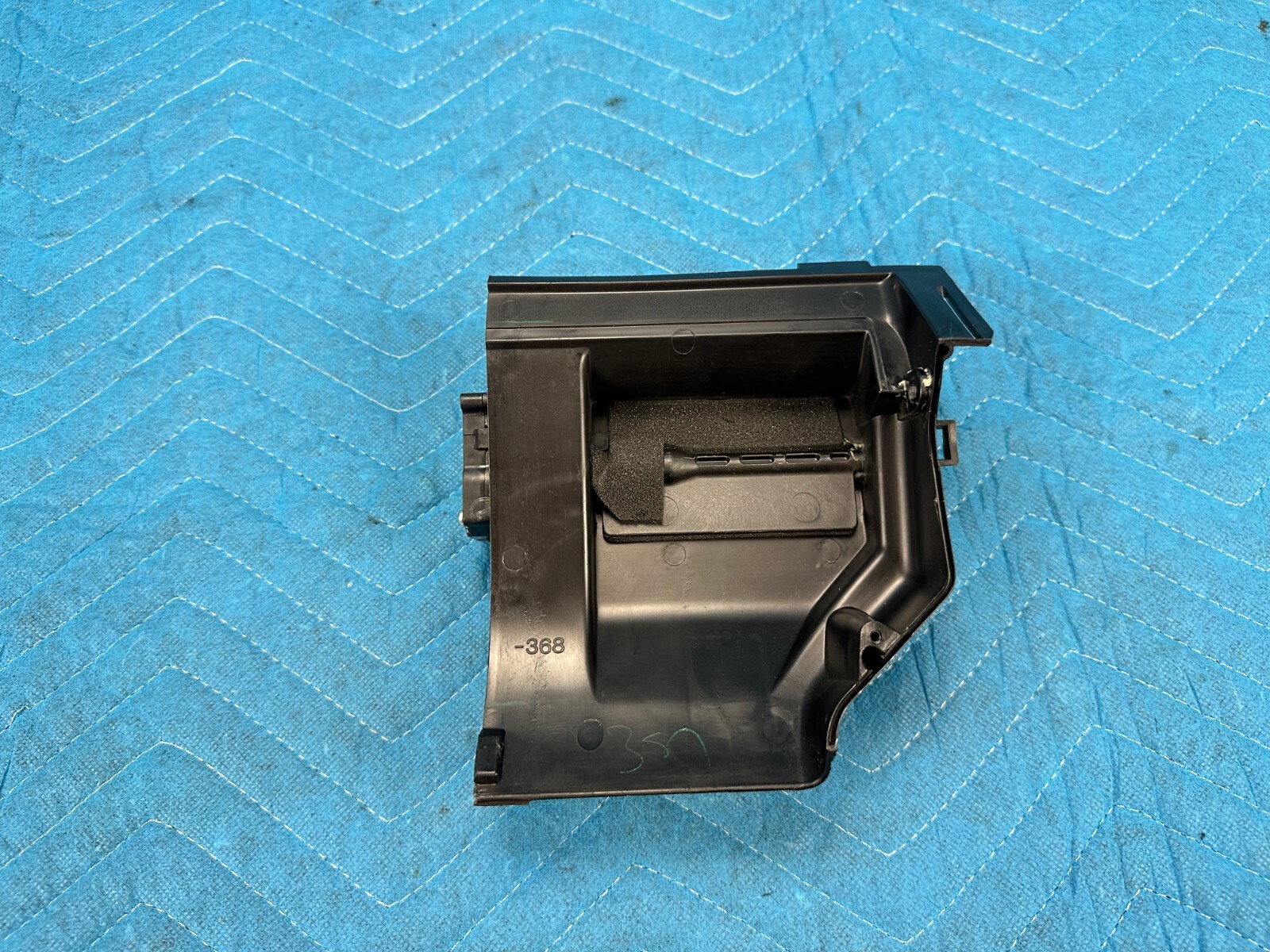 Bentley Flying Spur A/C Heater Servo Flap Motor w/ Duct Driver's Side 06-12 OEM