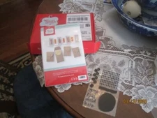 Stampin Up! Paper Pumpkin LAYERS OF GRATITUDE KIT - Retired/2015