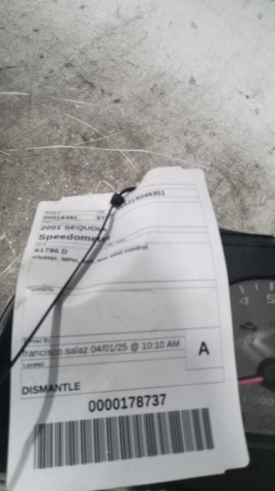 2001 Toyota Sequoia Speedometer Gauge Green OEM 4.7L 243k Miles NJ25-16381 - Image 2 of 4