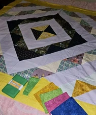 Stunning Unfinished Pretty Patchwork Quilt Top 62" X 62" & 6 FQs & 1 Yard Fabric