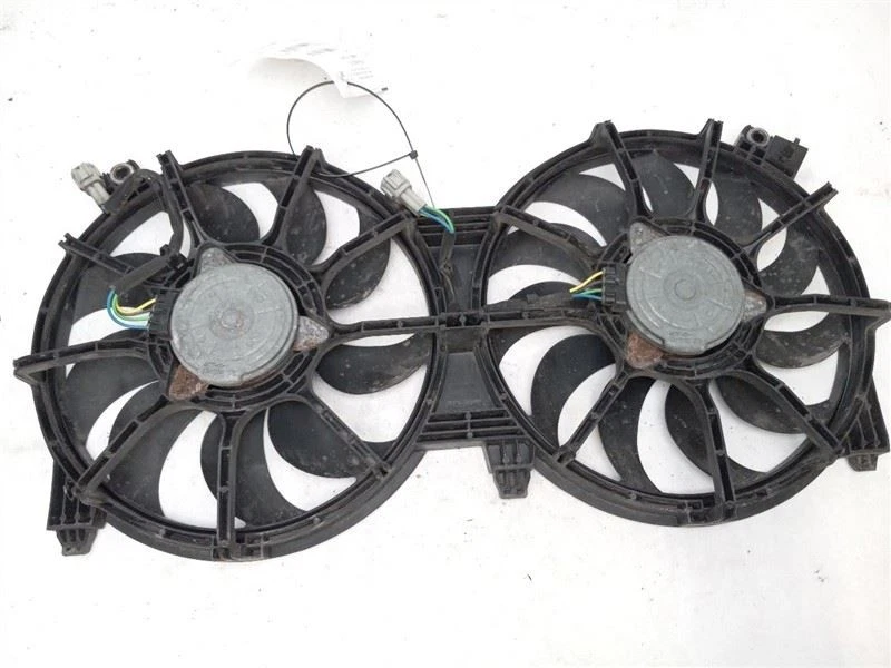 MOTOR VENTILADOR RAD COND PARA NISSAN ALTIMA 2016-2018 Foto 3 de 4
