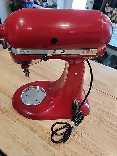 KitchenAid Artisan Series 5 Qt Tilt-Head Stand Mixer Red MIXER ONLY (KSM150PSER) - Bild 3 von 7