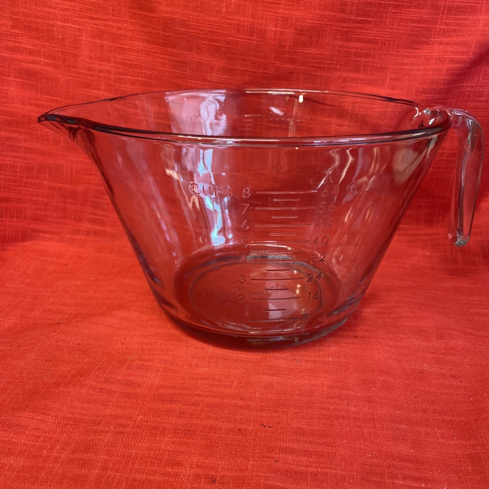 Pampered Chef 2 Qt 8 Cup Glass Measuring Mixing Batter Bowl