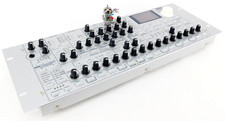 KORG Radias Synthesizer Vocoder Rack Desktop + Neuwertig + 1,5Jahre Garantie