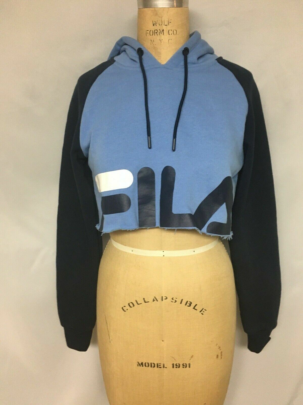 Felpa con cappuccio Fila Luciana cropped LW181S57 XS blu nuova con etichetta $64