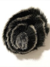 DENNIS BASSO pelliccia sintetica rosa spilla spilla spilla 3/4" dichiarazione accento cappello cappotto sciarpa