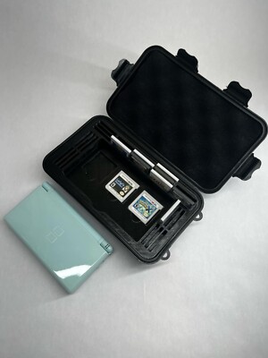 Nintendo DS Lite Carrying Case   Durable, Stylish Protection for DS Lite Console