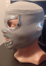 El Santo. Profesional Mask in gray terlenca fabric and silver vinyl designs.