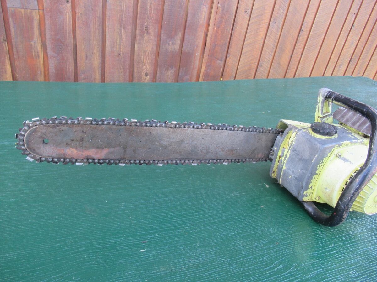 Vintage PIONEER 1200 AUTOMATIC Chainsaw Chain Saw with 20 Vintage PIONEER 1200 AUTOMATIC Chainsaw Chain Saw with 20