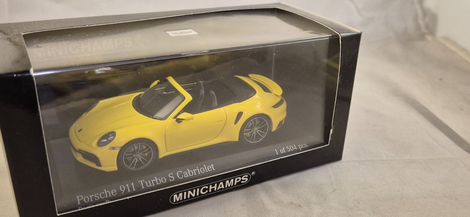 Porsche 911 992 Turbo S Cabriolet 2019 Minichamps 410069484 1/43