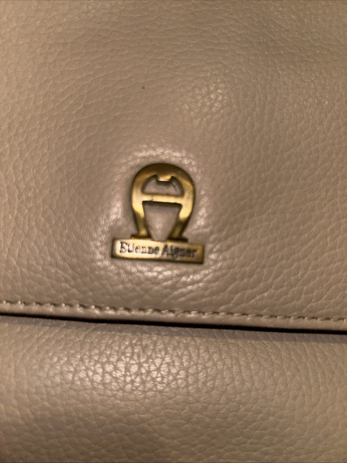 Picture 2 of 21