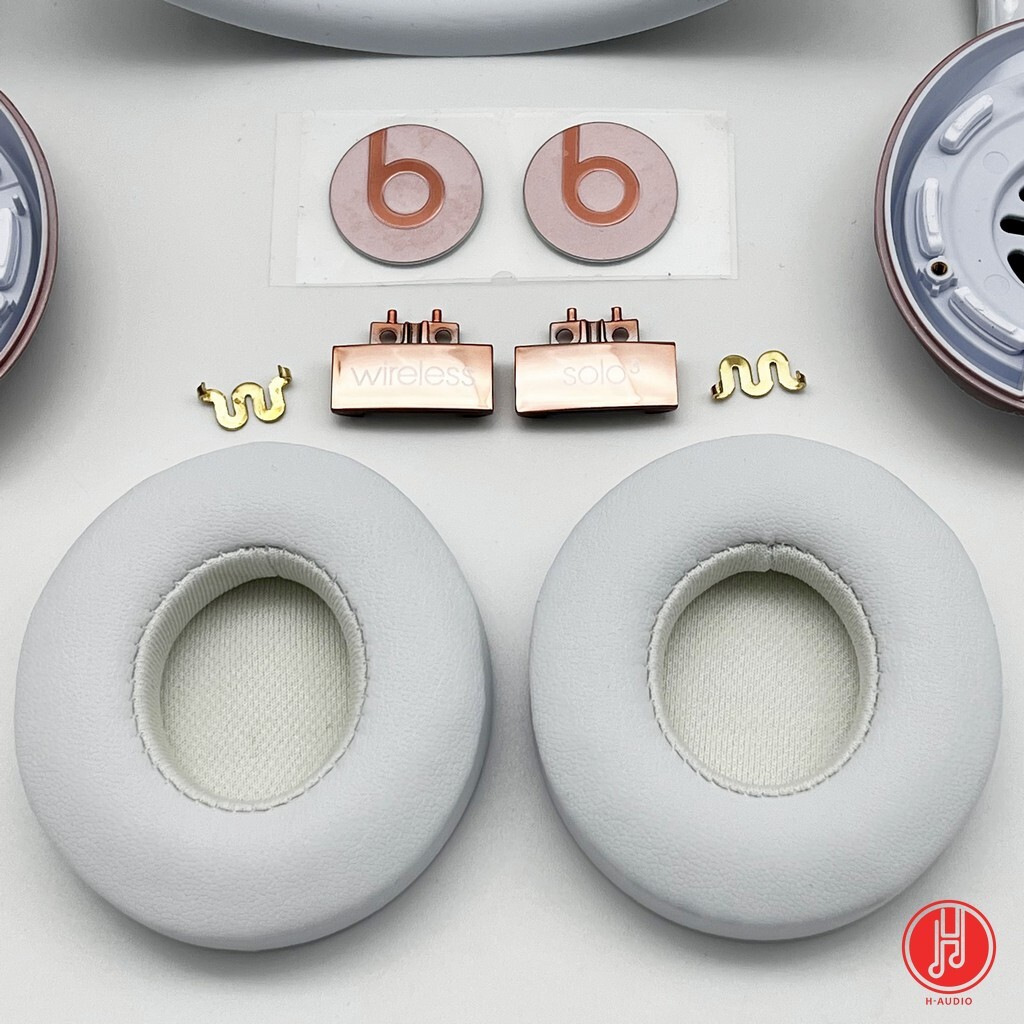 beats Solo³ satinsilver 新品パッド beats Solo³ satinsilver