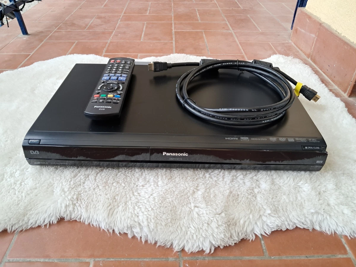 Ancien lecteur / enregistreur Panasonic 8 pistes RS-805US s'allume mais