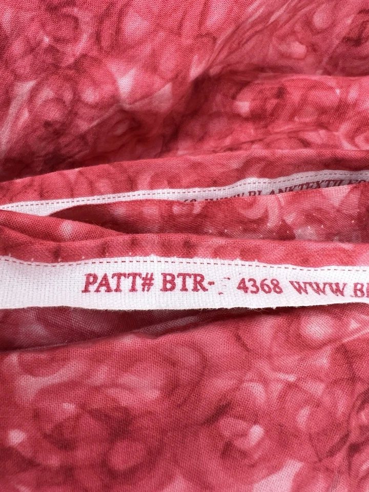 Blank Textiles Cotton Fabric 2.5 yards 40" Pink Swirl Blender Quilting Washed - Image 3 of 4